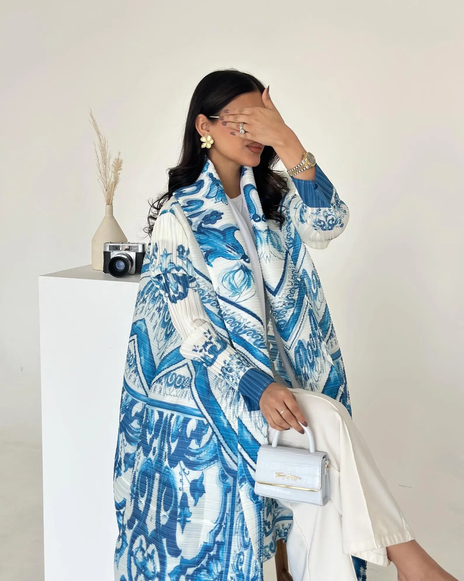 Blue Porcelain Mosaic Abaya