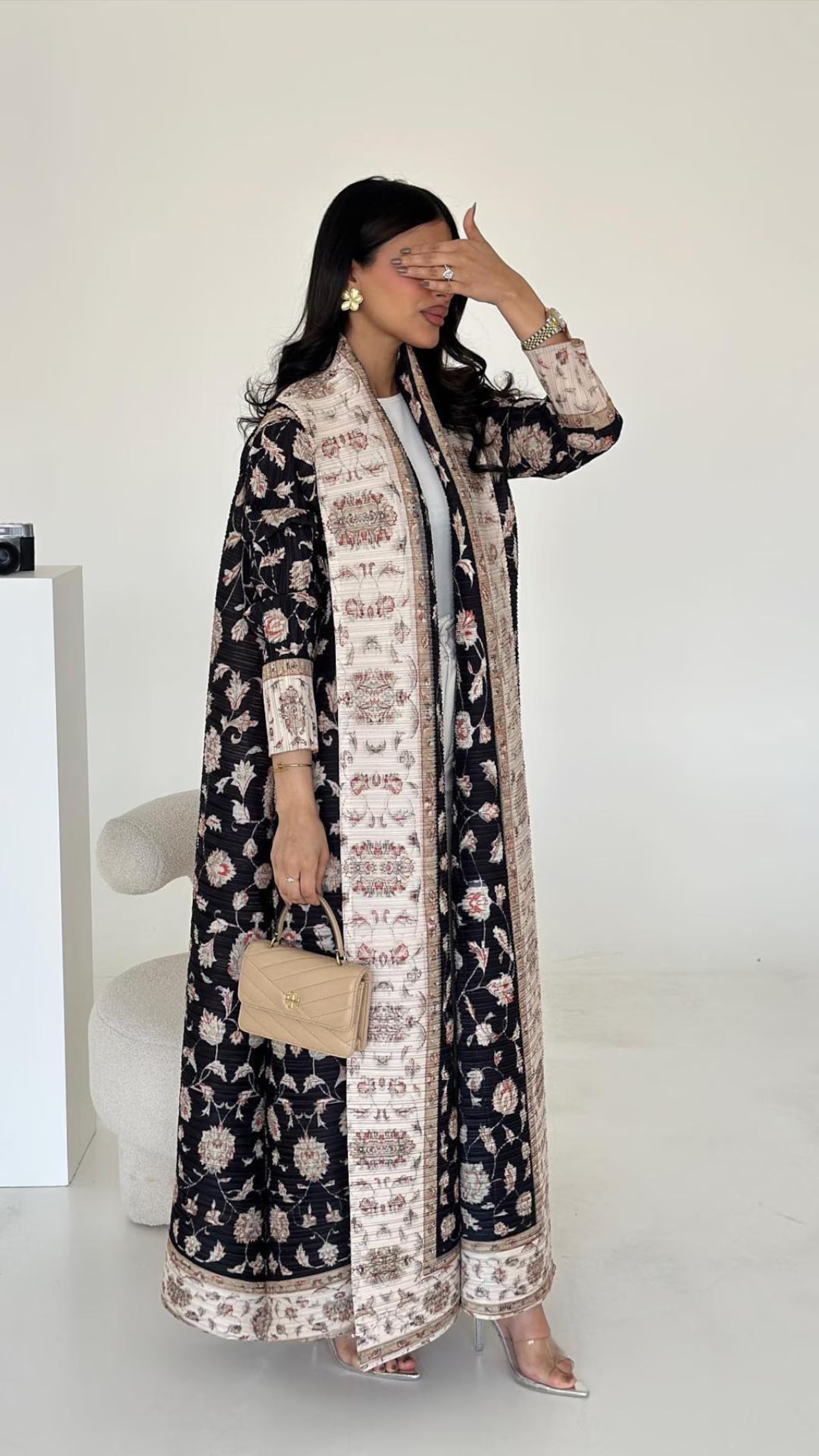 Sultana Noir Abaya