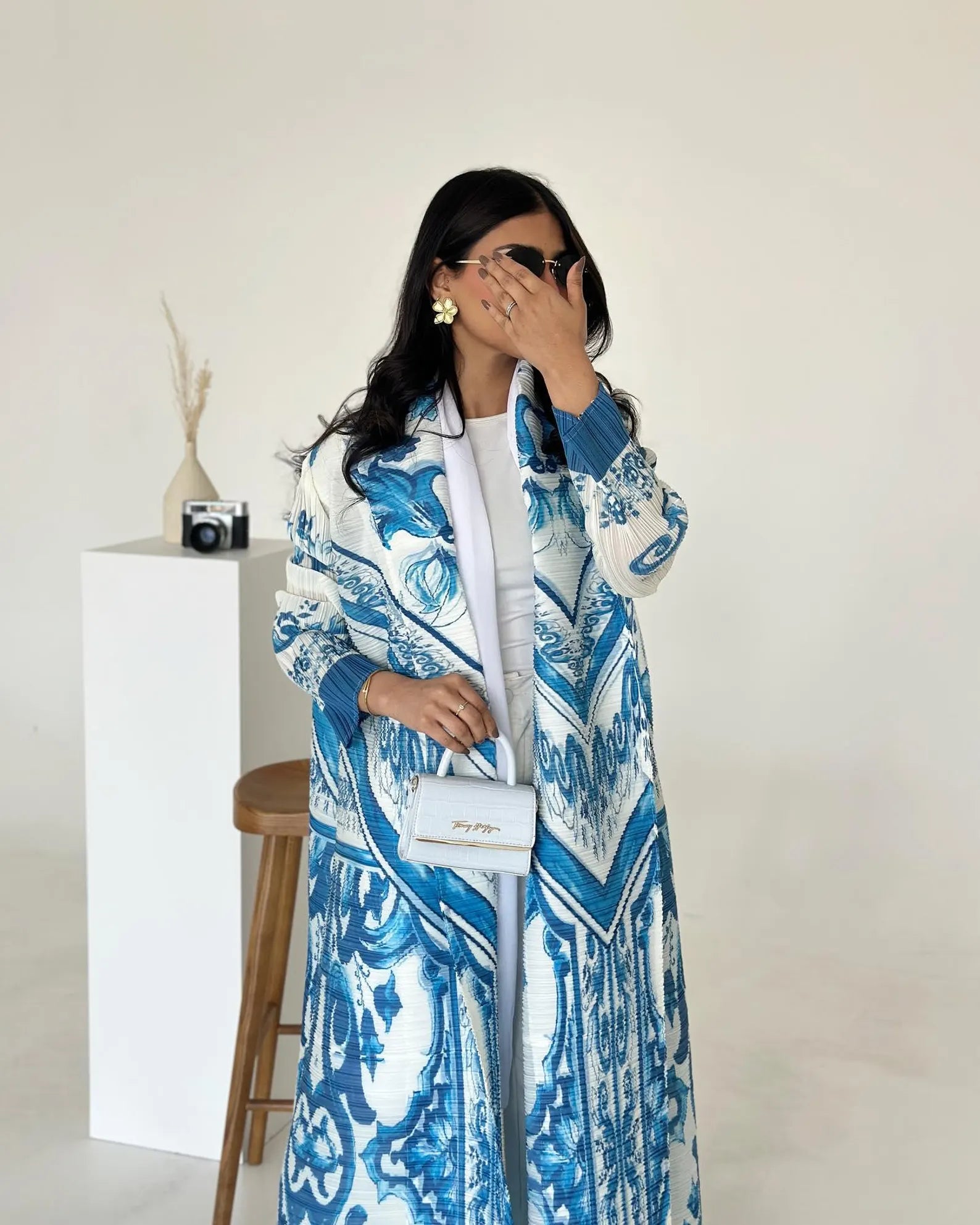 Blue Porcelain Mosaic Abaya