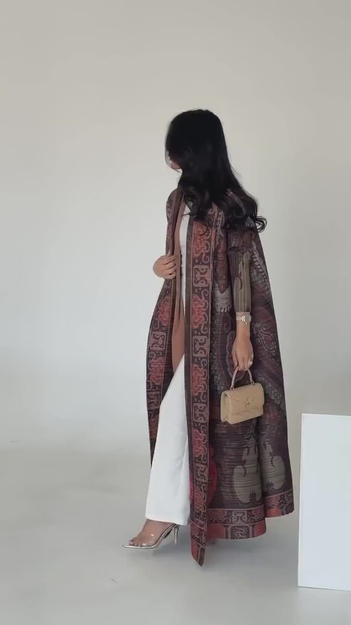 Sultana Noir Abaya